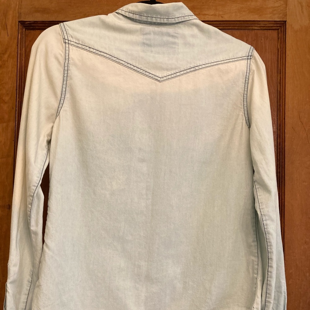 Arizona Jeans Co., soft chambray denim shirt - Picture 2 of 6